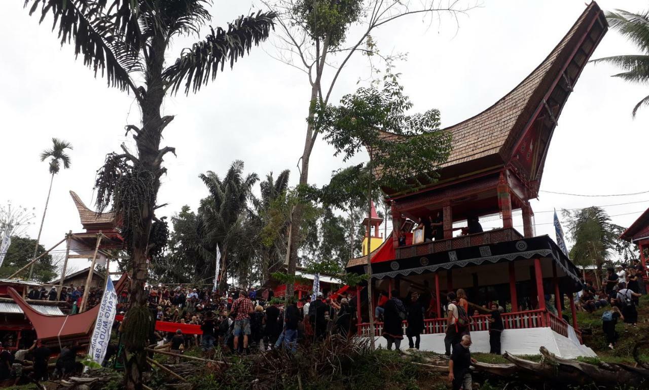 Toraja Manubackpacker Hotel Rantepao Exterior photo